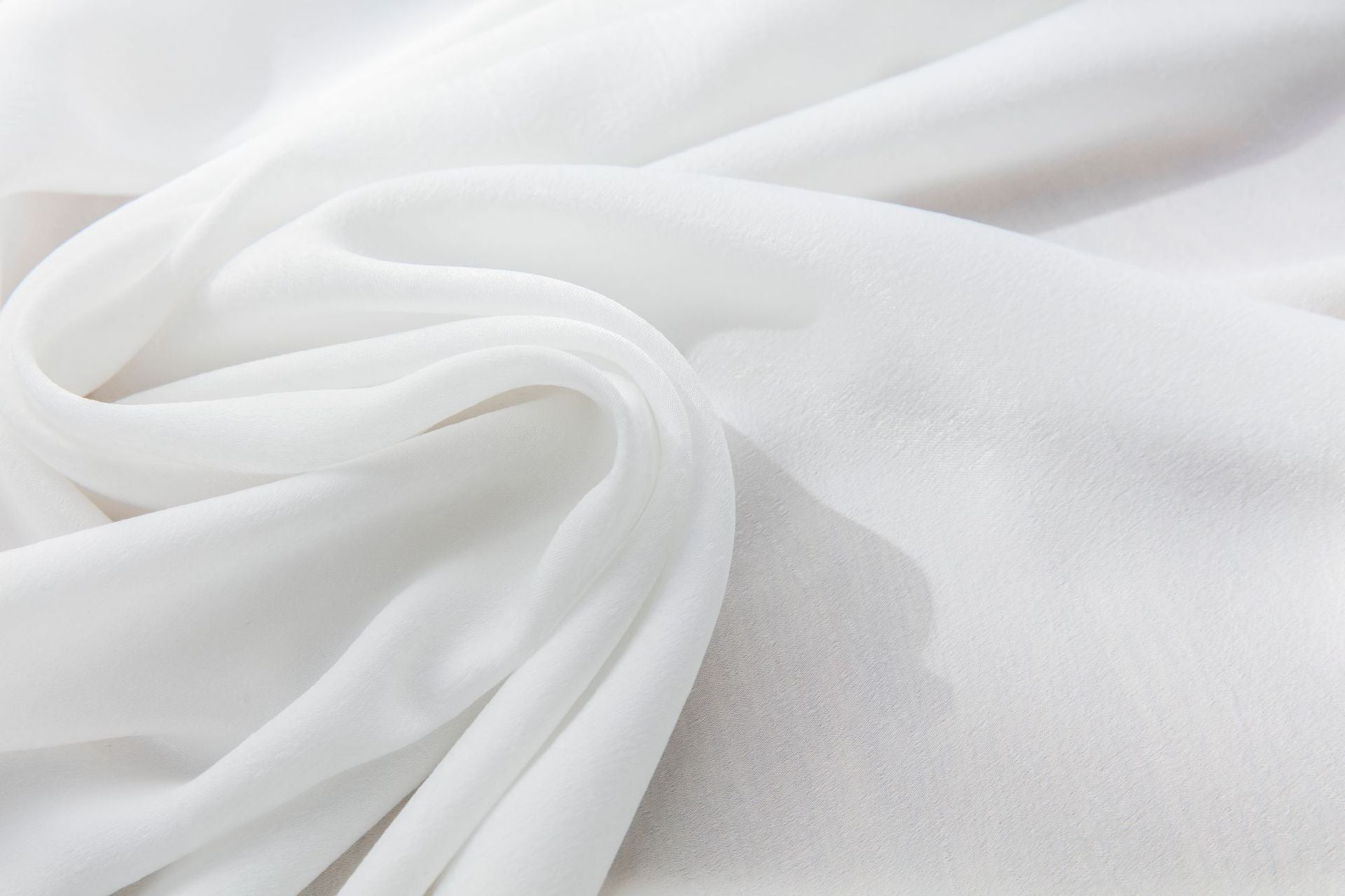 SheerCurtains-White - Trendy Home Decors and Furnishings