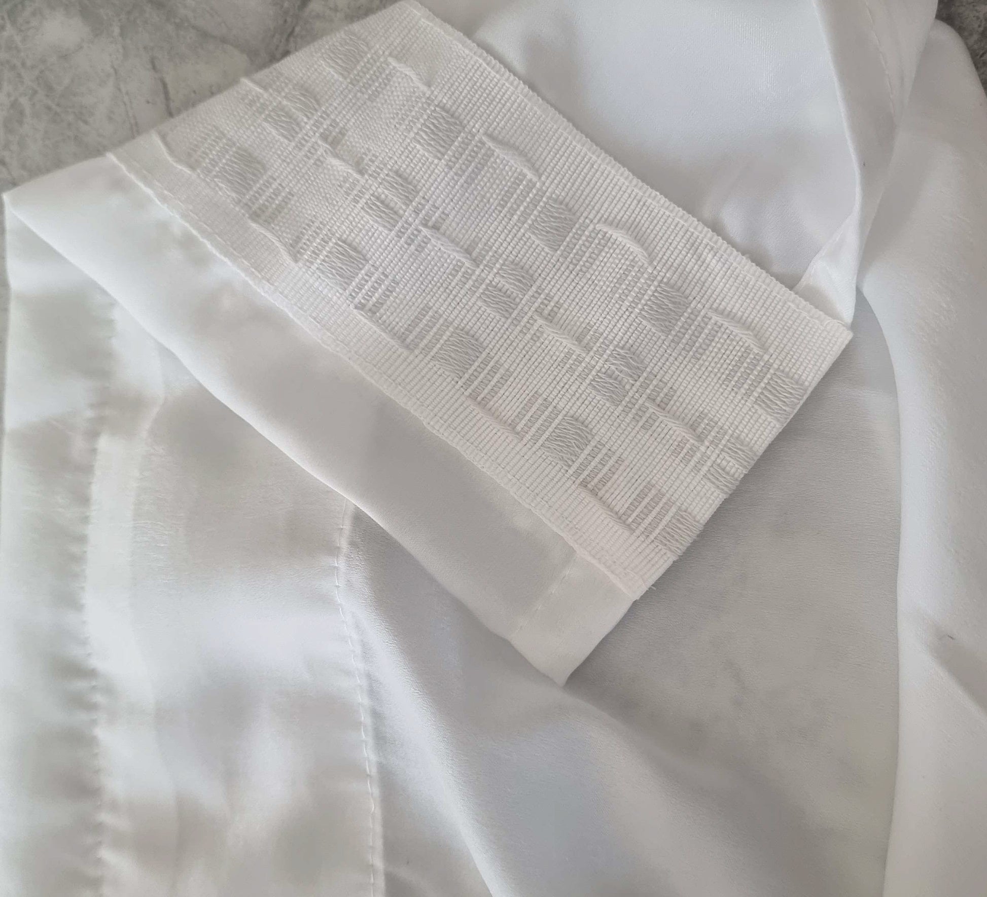 SheerCurtains-White - Trendy Home Decors and Furnishings